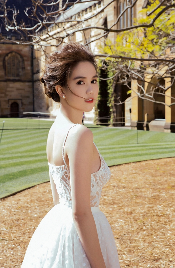 ngọc trinh  0
