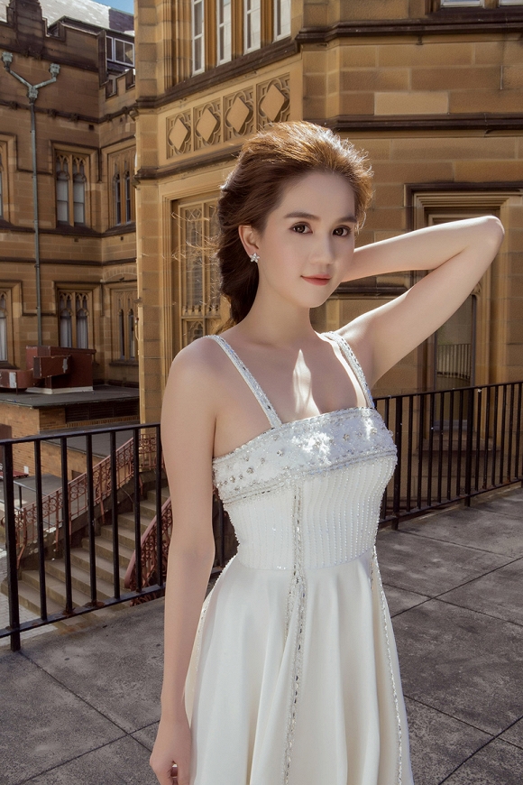 ngọc trinh  0