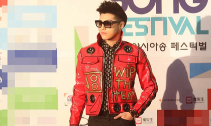 Noo Phước Thịnh đẹp trai ngời ngời như sao Hàn trên thảm đỏ 'Asia Song Festival'