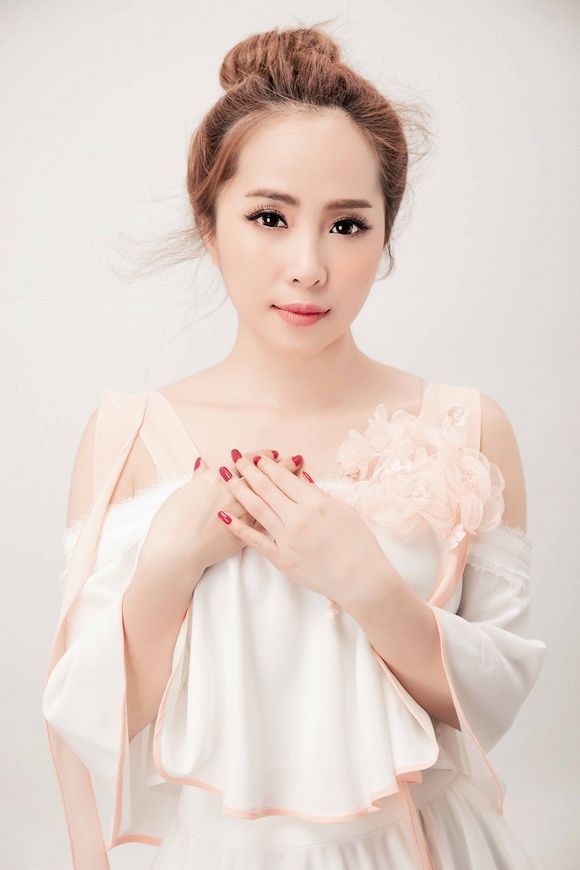 Quỳnh Nga đẹp ngỡ ngàng 5 Quỳnh Nga đẹp ngỡ ngàng 5