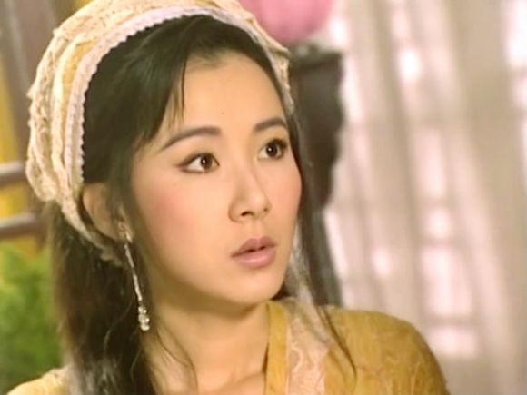 Những sao châu Á bị vạch bằng chứng thẩm mỹ vùng mũi 18