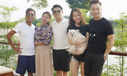 MC Thành Trung lần đầu khoe ảnh đi chơi cùng gia đình bạn gái