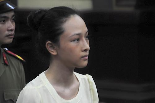 Hoa hậu Trương Hồ Phương Nga là ai? 1
