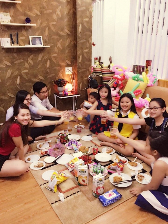 Vợ cũ MC Thành Trung mừng sinh nhật con gái  8