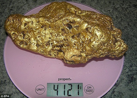 Người đàn ông nhặt được cục vàng 4,1kg trị giá 5,5 tỷ đồng 0