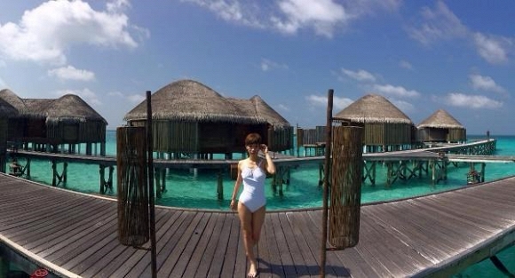 Sao Việt đi Maldives 1