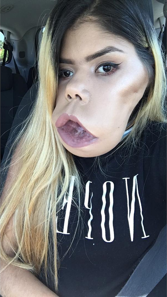  Vlogger làm đẹp xấu xí nhưng rất tự tin 1