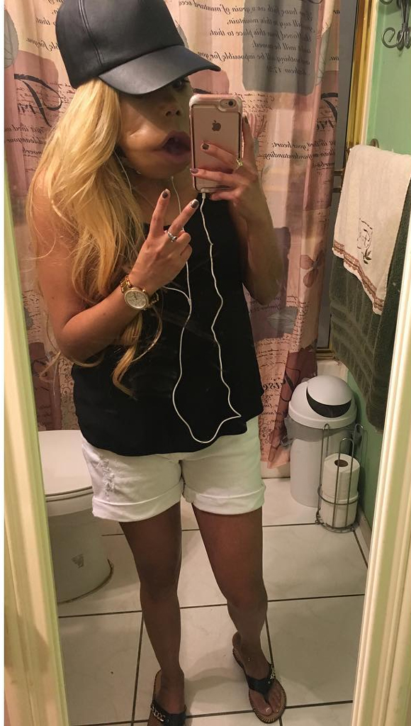  Vlogger làm đẹp xấu xí nhưng rất tự tin 3