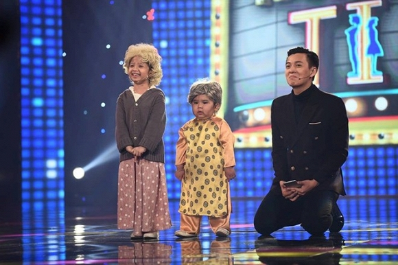Em gái Thanh Thảo và Ngô Kiến Huy  0
