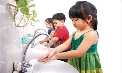 Những kĩ năng vệ sinh cha mẹ cần dạy con trước 6 tuổi