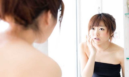Thói quen làm đẹp vô tình làm to lỗ chân lông của bạn