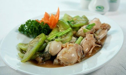 Ngon cơm với cách làm ếch xào mướp hương bổ dưỡng