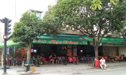 TP HCM: Nghi án thuê côn đồ đập phá quán cà phê cạnh tranh