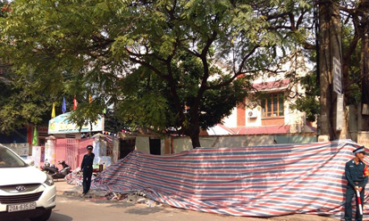 Sập tường ở trường mầm non Hoa Mai - Hà Nội làm 2 người thương vong