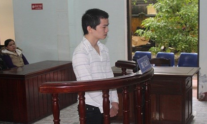 Lĩnh án tù vì giở trò đồi bại với hàng xóm