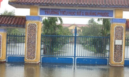 Nam học sinh mất tích do lũ cuốn