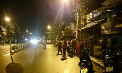 Tự đâm xe vào cột điện, 2 sinh viên tử vong