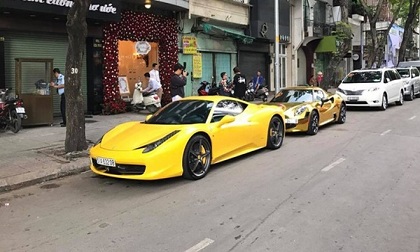 Choáng với đoàn rước dâu toàn siêu xe sang chảnh ở Sài Gòn