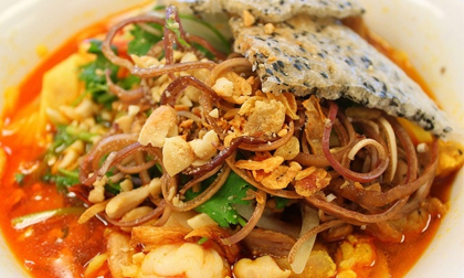 Cách nấu mì Quảng tôm thịt tại nhà thơm ngon, đơn giản nhất
