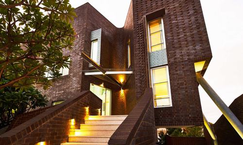 Ngôi nhà có thiết kế độc đáo, sử dụng năng lượng địa nhiệt tại Perth