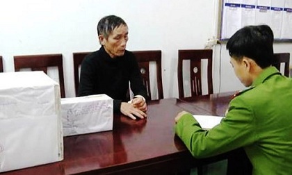 Kinh hãi: Bảo vệ trường học giấu 10kg thuốc nổ trong phòng trực