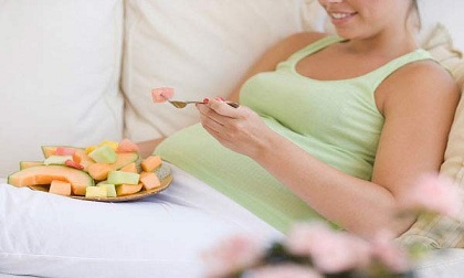 Thực phẩm mẹ bầu nên ăn để sinh con thông minh