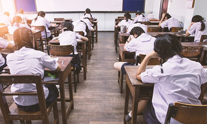Cho học sinh 'vay điểm' để giảm áp lực kỳ thi