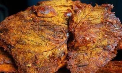 Bò, mực khô “xịn” giá rẻ tràn lan trên thị trường