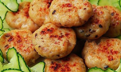 Cách làm chả gà chiên giòn lạ miệng đón Xuân Đinh Dậu
