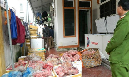 Hà Tĩnh: Phát hiện 1,2 tấn thịt, nội tạng động vật không rõ nguồn gốc