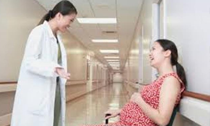 Những việc mẹ bầu cần làm trước khi vào phòng mổ