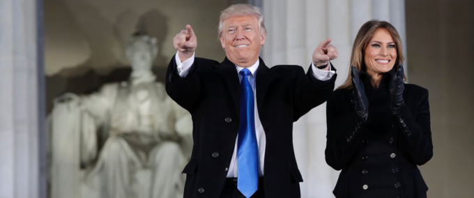 Tổng thống đắc cử Donald Trump cảm ơn những người đã ủng hộ mình trong thời gian qua. (Ảnh: AP)