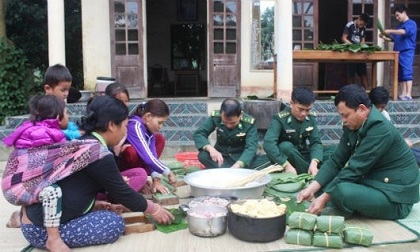 Đồn Bản Giàng lo Tết sớm cho tộc người có nguy cơ tuyệt chủng