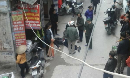 Hà Nội: Nam thanh niên nghi rơi từ tầng cao xuống đất tử vong