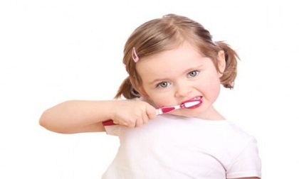 Những sai lầm khi chọn kem đánh răng cho trẻ