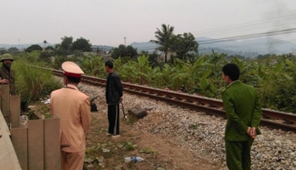 Thanh Hóa: Đi vệ sinh, một cô gái bị tàu hỏa tông chết