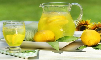 Làm đẹp toàn diện với chanh tươi