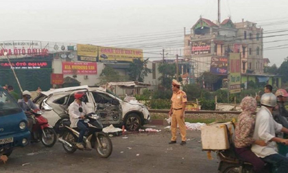 Tin nóng hôm nay ngày 2/2/2017: Tàu hỏa hất văng ô tô, nhiều người thương vong