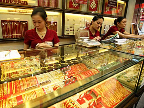Giá vàng ngày vía Thần Tài (Mùng 10/1 âm lịch): Tăng mạnh