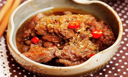 Cách làm thịt vịt kho sả thơm ngon cho gia đình
