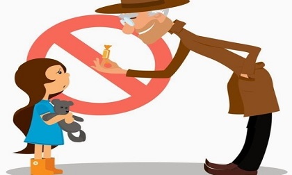 Dạy con kĩ năng đối phó với người lạ