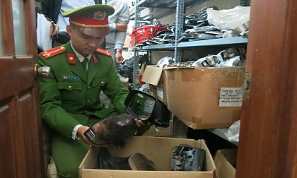 Hà Nội: Đường dây trộm cắp, tiêu thụ phụ tùng xe ô tô sa lưới