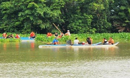Phát hiện thi thể 2 mẹ con đi đánh cá tử vong trên sông Trường Giang