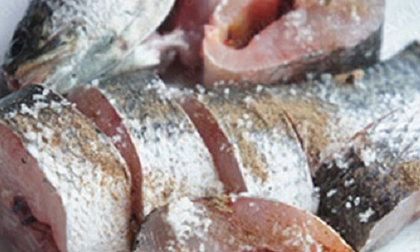 Mẹo đơn giản để kho cá mè không tanh, ăn thơm ngon hấp dẫn