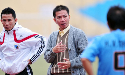 HLV Hoàng Anh Tuấn tuyển quân dự World Cup 2017 từ đội U18 Việt Nam