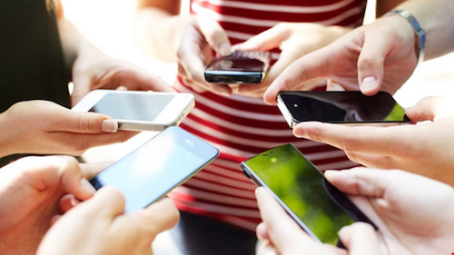 Smartphone đang hủy hoại cuộc sống như thế nào? - 1