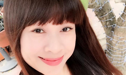 Bà mẹ U50 ở Lào Cao trẻ đẹp như thiếu nữ, nổi tiếng hát hay