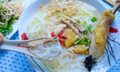 Cách nấu phở gà vừa nhanh lại ngon cho bữa sáng