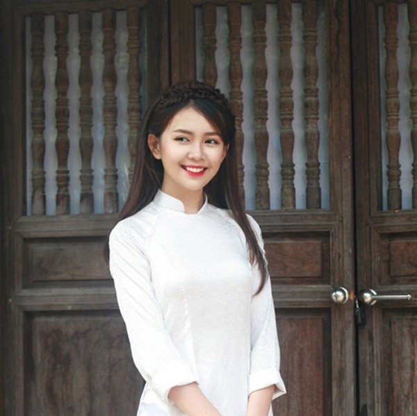 Vẻ đẹp ngọt ngào của Quỳnh Chi đốn gục trái tim nhiều chàng trai