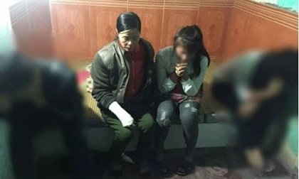 Bắt 'tú bà' mở quán 'cà phê mại dâm' giữa làng